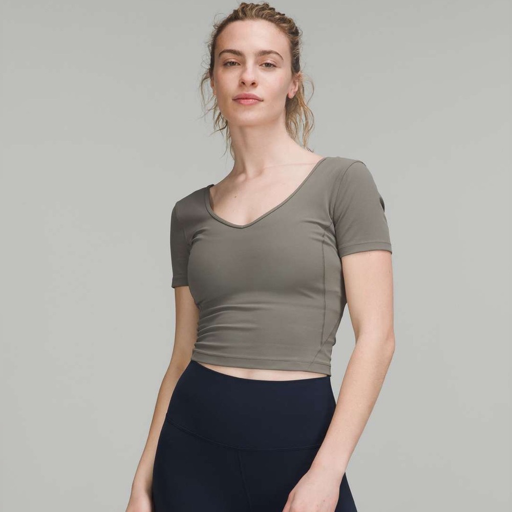 Lululemon align tee short sleeve grey sage size 4